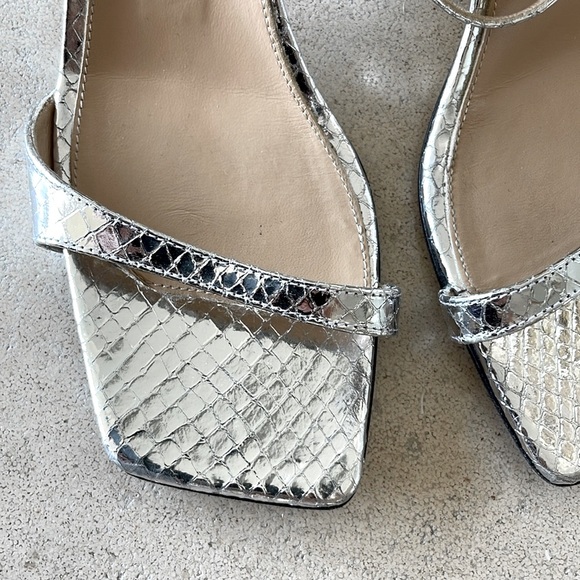 Sergio Rossi Metallic Leather Sandals – Size 38.5 – Made in Italy - Picture 5 of 7